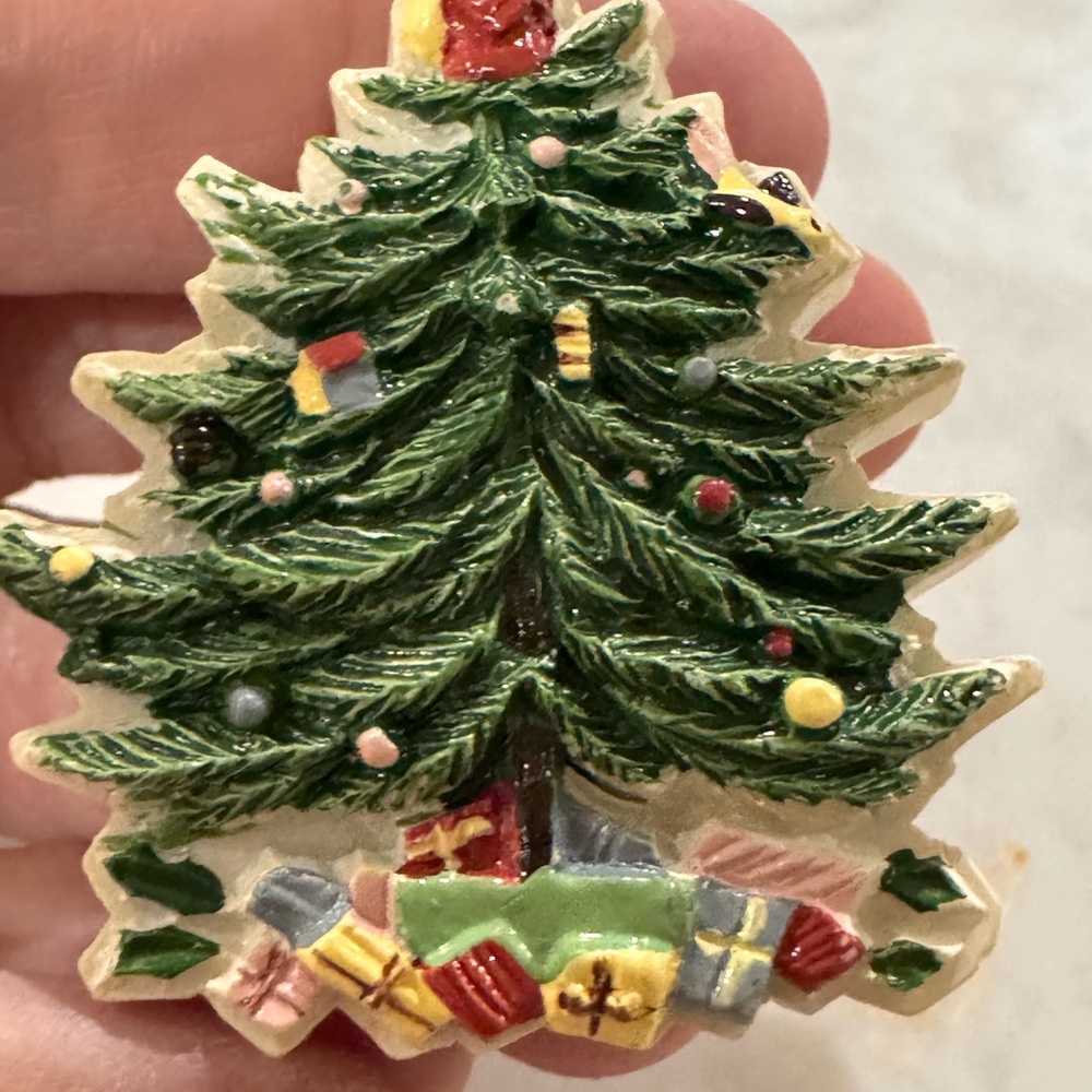 Spode Festive Green Christmas Tree Ornament with Gifts